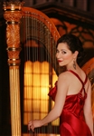 Harpist Anna Maria Mendieta